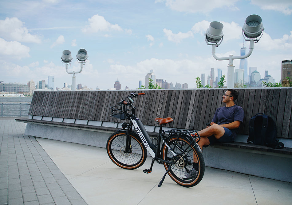 Electric Bikes vs Electric Scooters: Which One Should You Choose?