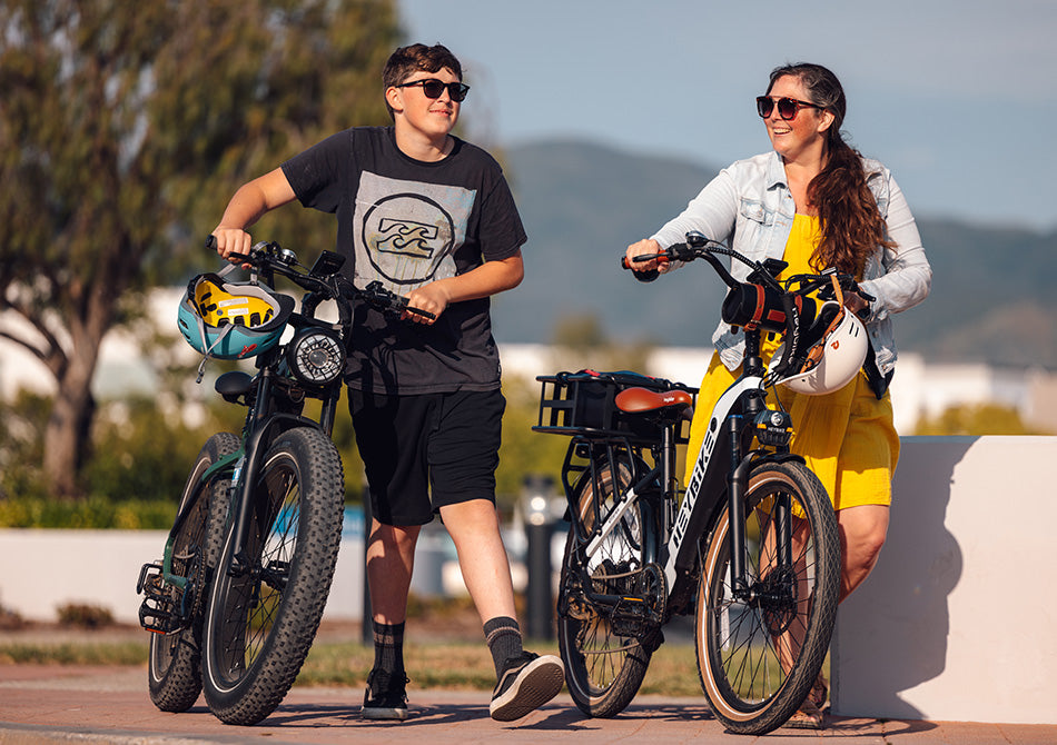 What to Wear Cycling in Different Seasons | Heybike